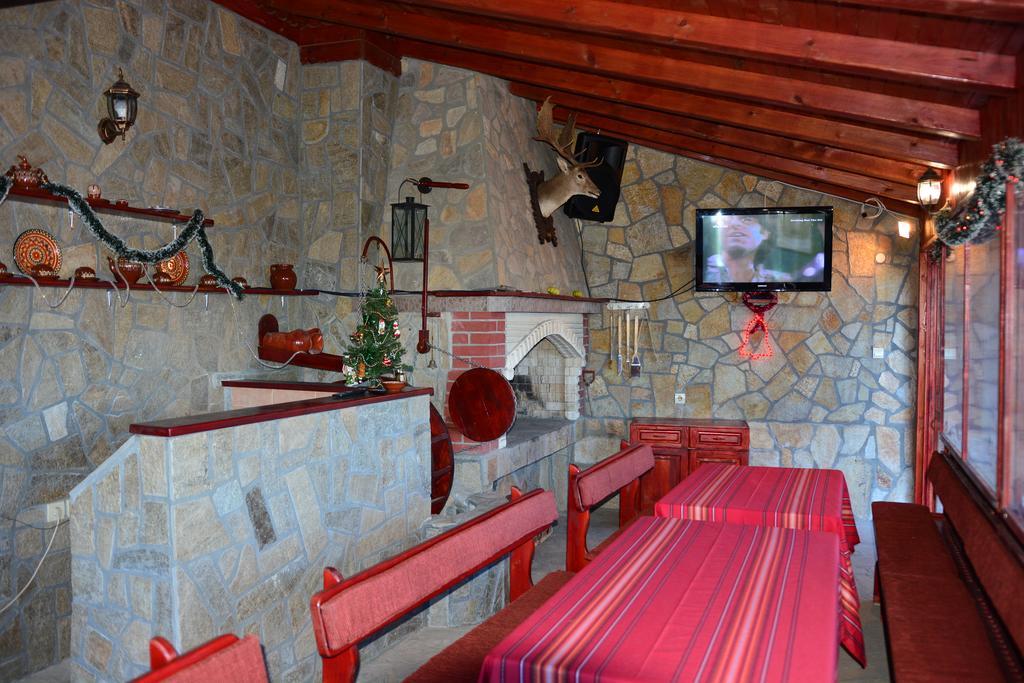 Family Hotel Diana Lyaskovo  المظهر الخارجي الصورة