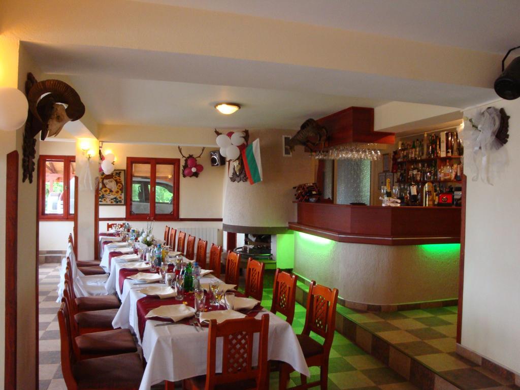 Family Hotel Diana Lyaskovo  المظهر الخارجي الصورة
