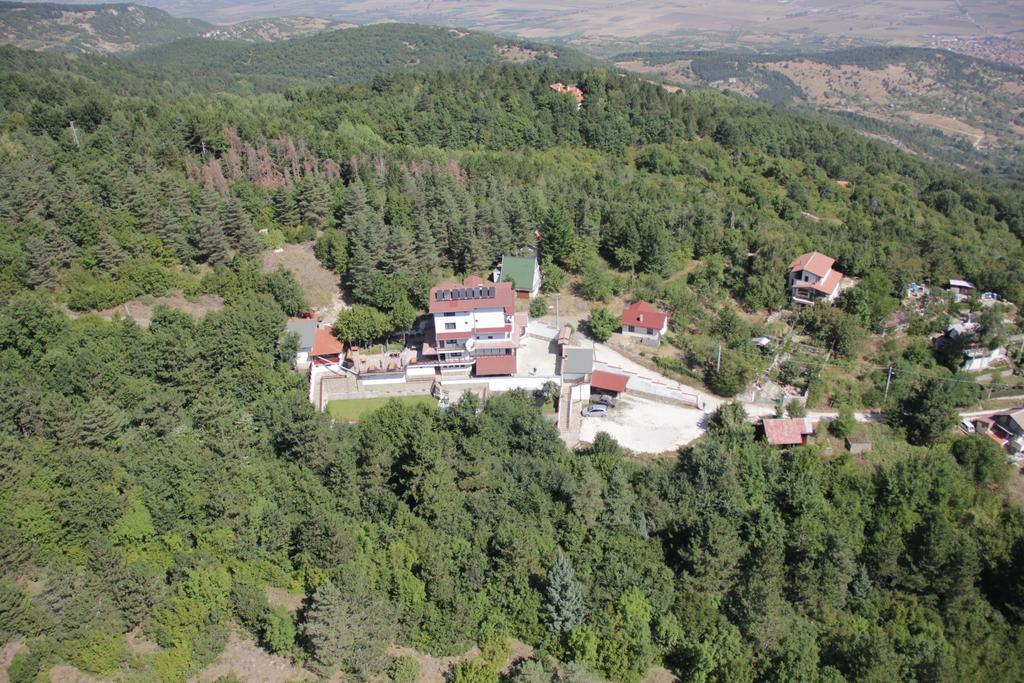 Family Hotel Diana Lyaskovo  المظهر الخارجي الصورة